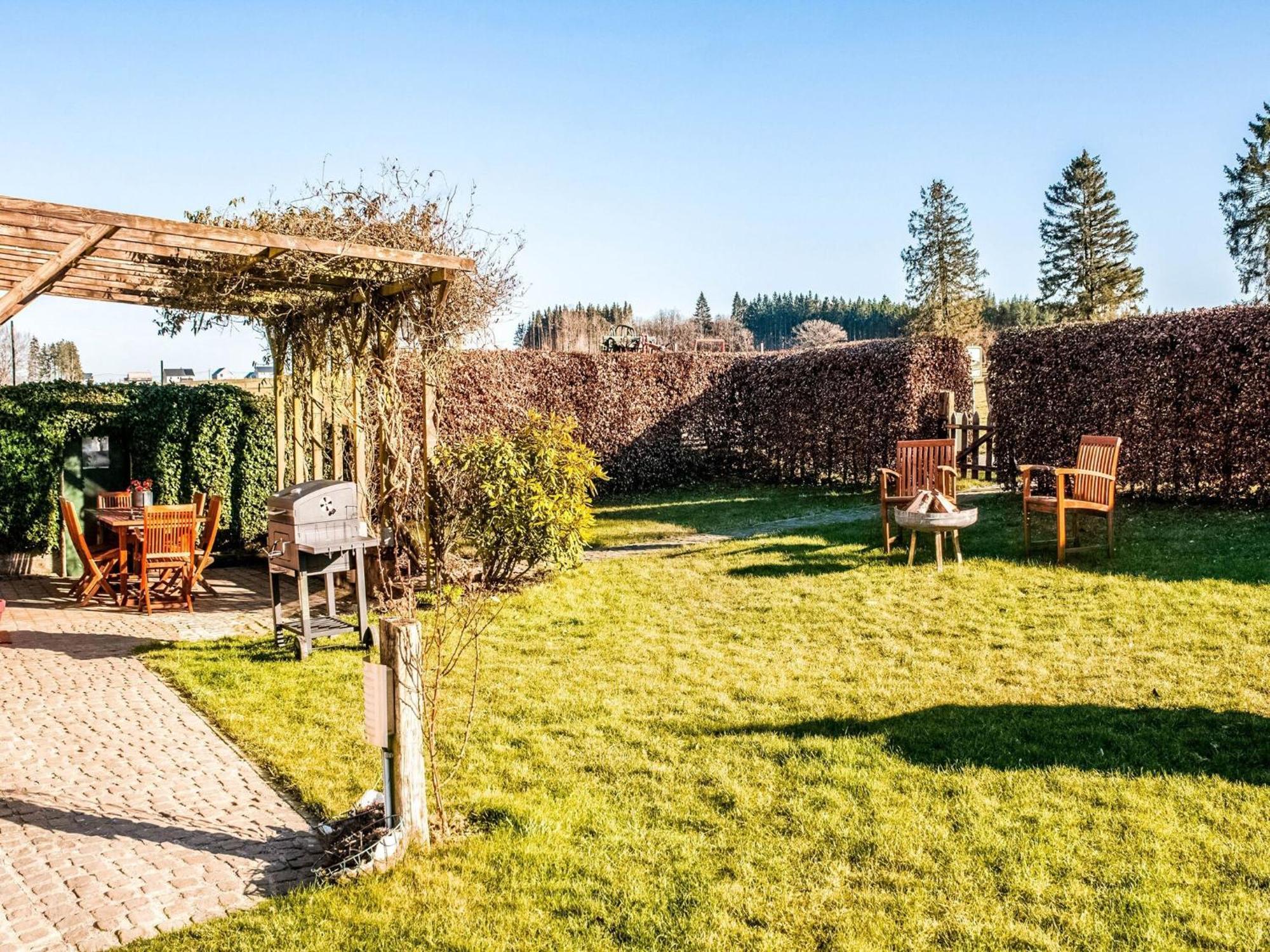 Pretty Farmhouse In Houffalize With Courtyard Exterior foto